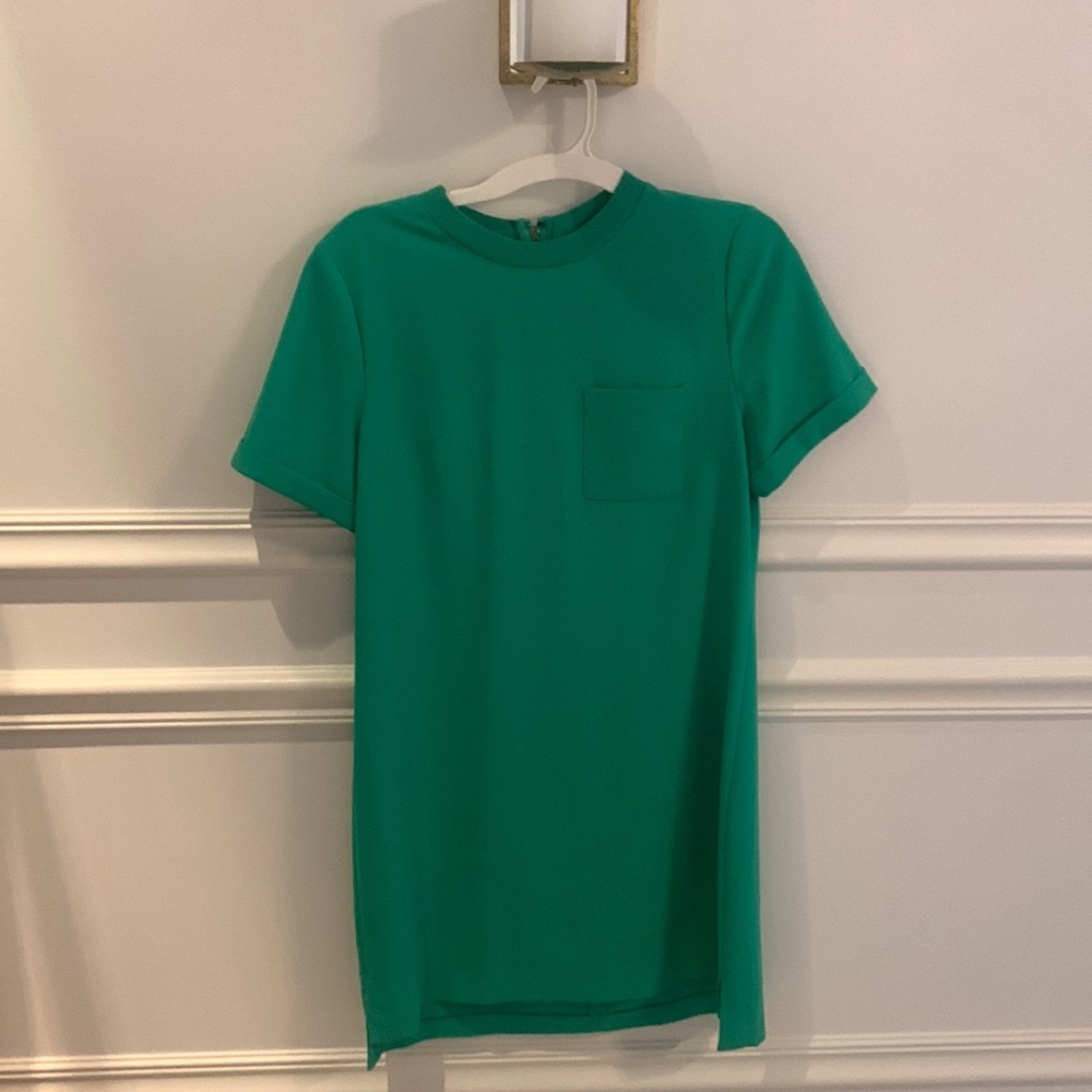 Alice and Olivia Green T-Shirt Dress Size M